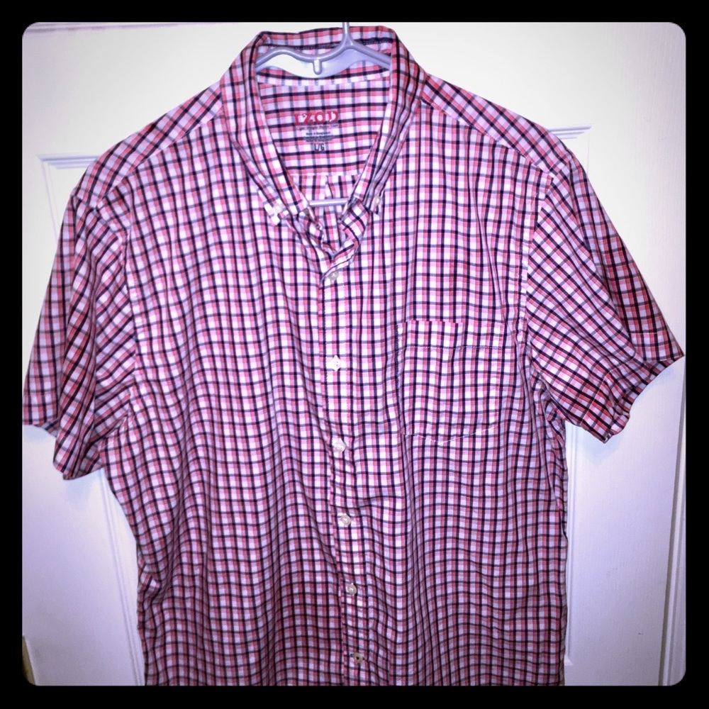 Men’s size Large IZOD button down shirt